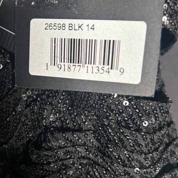 Mac Duggal 26598 NWT V-Neck Sequin Wrap Waist Gown - Picture 7 of 7